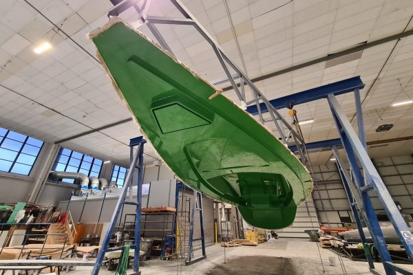 Large boat moulding component Large boat moulding component